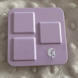 Glossier x Olivia Rodrigo Collections Monochrome Eyeshadow